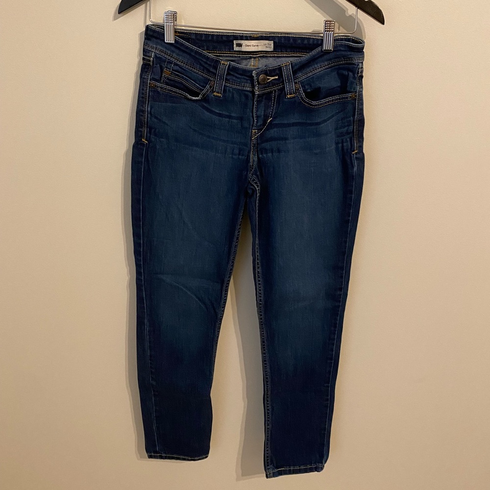 Dark blue Levi’s jeans. Size 6.